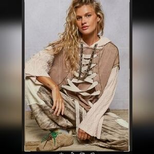 POL, Sweatshirt & Hoodie Combo NWT MED